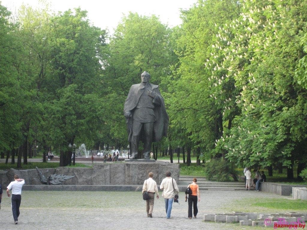 у свіслач глядзіцца менск - мой любімы горад...