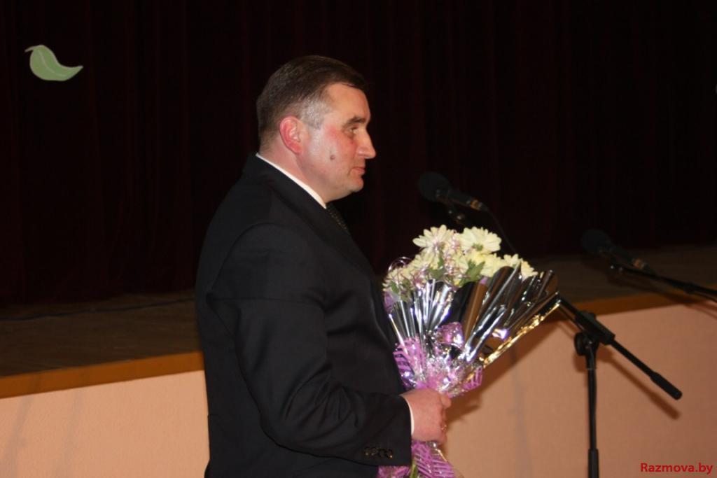 Кветкі ад старшыні Ганцавічскага райвыканкама